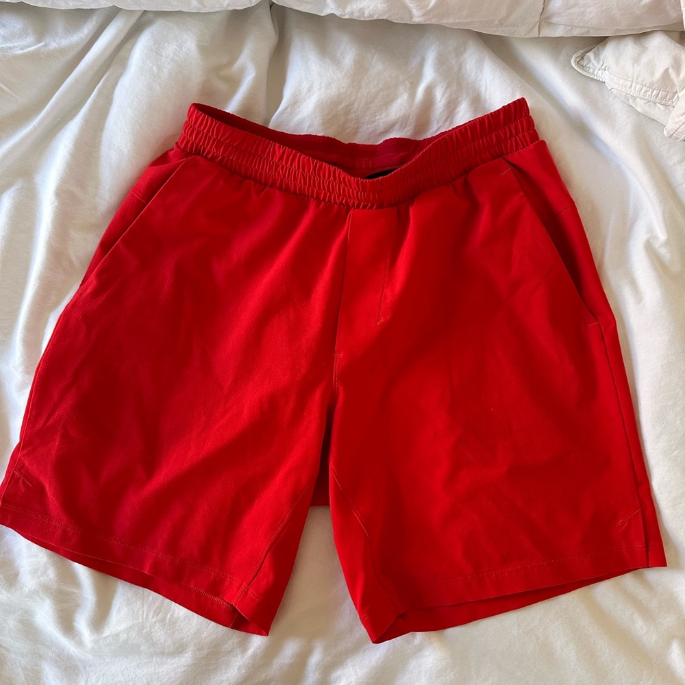 Lululemon men’s small swim/activewear shorts